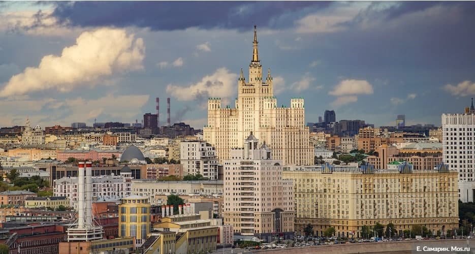 Запрет на работу ресторанов и баров в ночное время снимается – Собянин